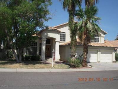 $265,000
Great home in desirable Val Vista Lakes community. Formal living
