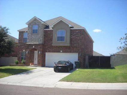 $268,000
Laredo 4BR 3.5BA, Huge home, perfect for a large family in a