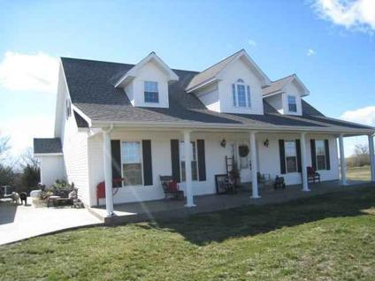 $269,000
Beautiful Country Home on 20Ac. Three large bedrooms, large living room.