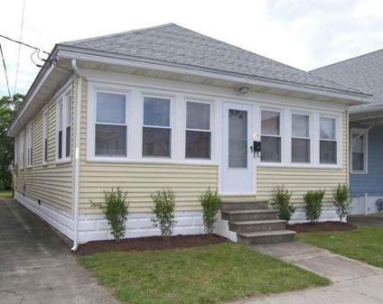 $269,900
North Wildwood 3BR 2BA, If you want to move right in and