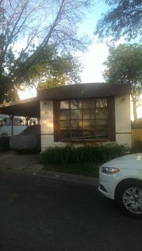 $26,000
925 Sq ft Mobile home in a private community in Des Plaines IL