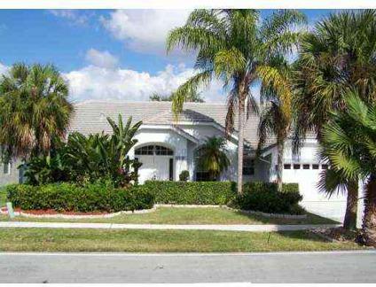 $270,000
Fort Lauderdale 4BR 2BA, Great home with spacious open floor