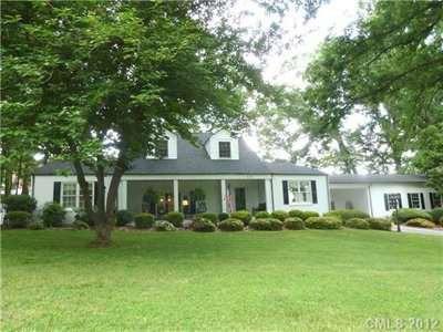 $274,000
Statesville 4BR 2.5BA, Charming Cape Cod Family Home