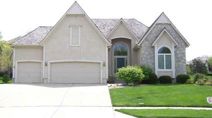 $274,950
Shawnee Mission 4BR 3BA, Come discover spacious care-free