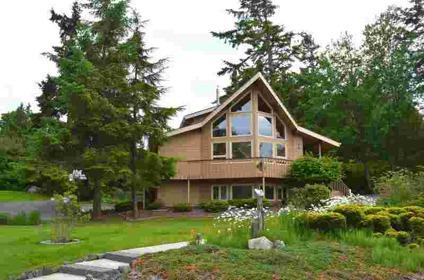$275,000
Port Angeles 2BR 2BA, Custom built lindal cedar home with