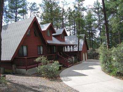 $275,000
Spacious Home with Cabin-Like Feel in the Tall Pines