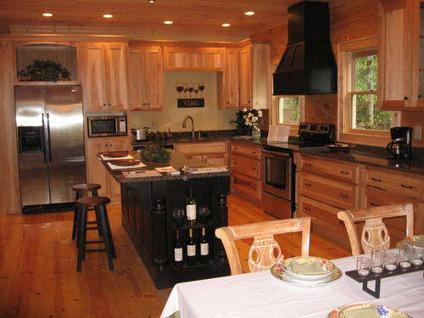 $275,000
Upscale Log Home in the North GA Mountains - a Must See