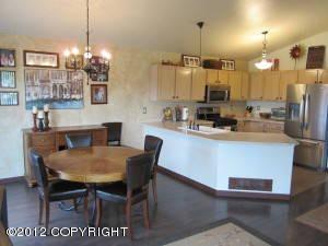 $275,900
Anchorage Real Estate Home for Sale. $275,900 3bd/2ba. - Gary Cox of
