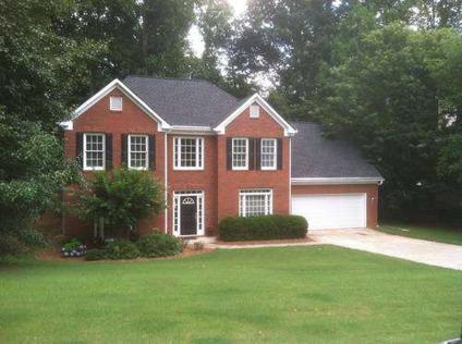 $279,000
2500ft² - 4BR Brick Home in Roswell. Great Location!