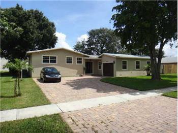 $279,900
Completely Updated 3/2 with a 1.5 car garage in Cooper City.