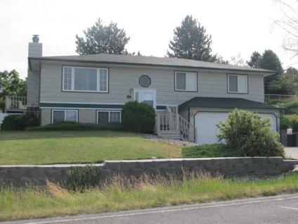 $279,900
Missoula, Well-maintained South Hills home w/ Three BR