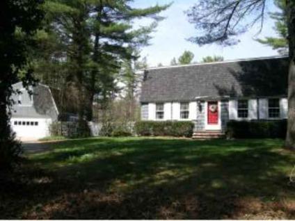 $279,900
Windham 3BR 2BA, Comfy & cozy colonial sits on 2+ level