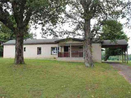 $27,500
Murray 2BR 1BA, This is a true fixer-upper manufactured home