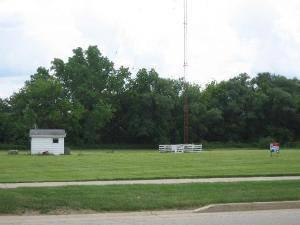 $280,000
Harvard, Prime Location With High Visability On Intersection