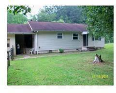 $280,000
Includes 2 Homes, 50x50 Pole Barn, Hayfields,...