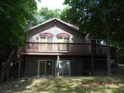$283,550
Onsted 5BR 3BA, BEAUTIFUL LOCH ERIN LAKE FRONT.