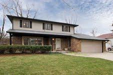 $284,900
Just Listed! Move Right In to this Buffalo Grove Home