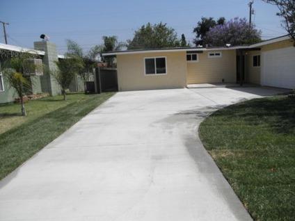 $285,000
Absolutely impeccable home. Turnkey. Close to shopping, schools, freeway.Will no