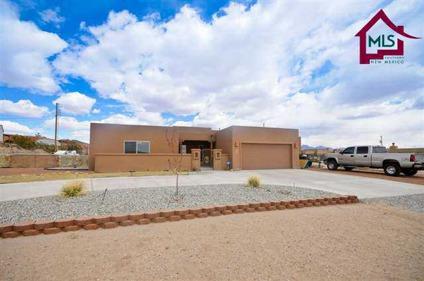 $285,000
House, Southwestern - LAS CRUCES, NM
