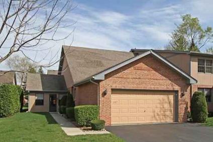 $285,000
Townhouse-Ranch - BLOOMINGDALE, IL