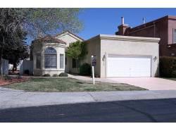 $289,000
Totally Remodeled ... Looks Great ... Gated Community