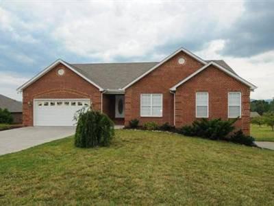 $289,900
Gorgeous All Brick One Owner Home With Great Mountain Views!