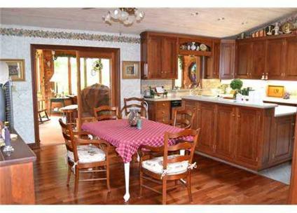$289,900
South Vienna 4BR 3BA, Incredible home! Custom interior