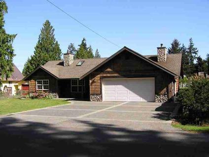 $289,950
Clinton 3BR 2BA, Warm and comfortable one level Craftsman