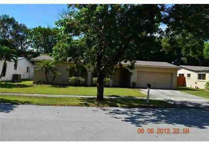 $293,900
Plantation Two BA, H901871 FANTASTIC OPPORTUNITY TO OWN A
