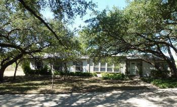 $294,000
Kempner 3BR 4BA, Breathe deep and live easy on this gorgeous