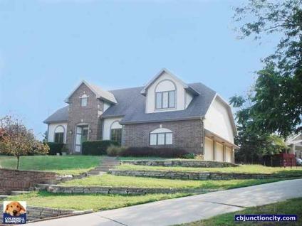 $294,900
Junction City 4BR 4.5BA, This property offered for sale by