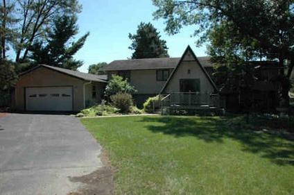 $294,900
Lake Wisconsin Home - 4Bed, 2 Bath, 2 Car Garage, Hot Tub
