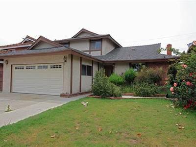 $295,000
Single Family Residence, Traditional - Carson, CA