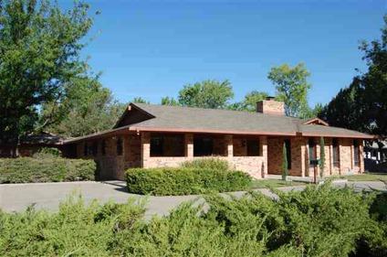 $299,000
Roswell Real Estate Home for Sale. $299,000 3bd/2.50ba. - GRIEVES,PAULA,H of