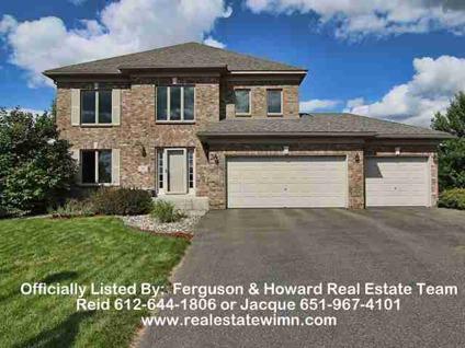 $299,900
As the listing agent of this home we are best equipped to answer your questions