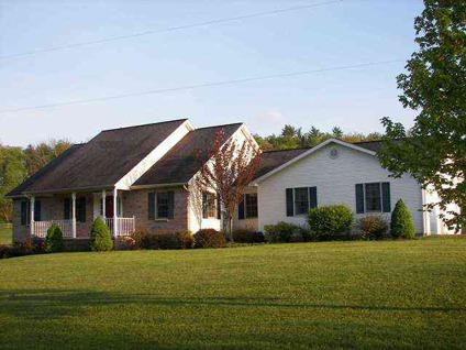 $299,900
Benton 2BA, Rolling pasture surrounds this lovely
