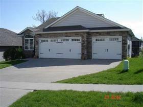 $299,900
Coralville 4BR, MOST definitely BETTER THAN NEW!