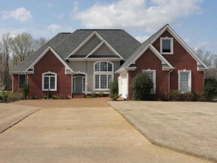 $299,900
Corinth, Great 4 bedroom 3.5 bath home located on Shiloh