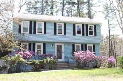 $299,900
Londonderry 4BR 1.5BA, Move right into this freshly painted