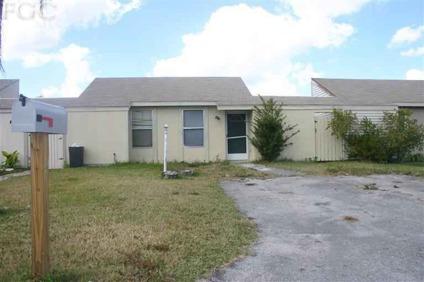 $29,900
Fort Myers 2BR 2BA, This is a Short Sale subject to existing