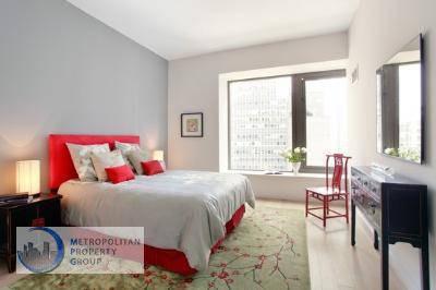 $2,000,000
New York 3BA, This CORNER 3 bedroom features Eastern