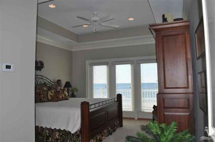 $2,100,000
Ocean Isle Beach 6BR 8BA, Experience Luxury Island Living!It