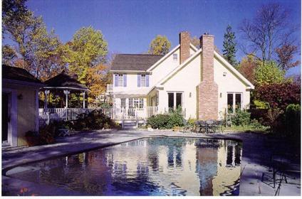 $2,150,000
Greenwich 4 Acre lot with pool and tear down house