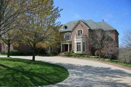 $2,250,000
Branson, Over 12,000 sqft, 5BR/6BA Mansion.