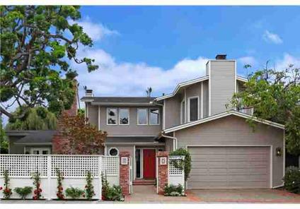 $2,295,000
Fabulous Shores home around the corner from La Jolla Beach and Tennis Club.