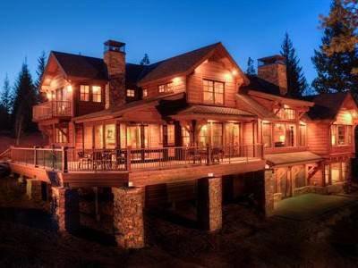 $2,500,000
Extraordinary Estate with Breathtaking Views at Whitetail