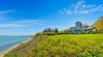 $2,595,000
Peconic Bayfront Special Offering