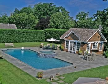$2,595,000
Southampton Village with Pool, Jacuzzi, and Pool House