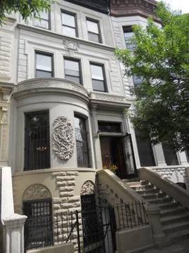 $2,695,000
Harlem/Mt. Morris Park 20' Wide Limestone Beauty