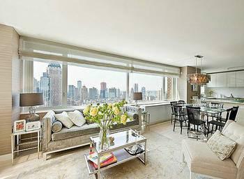 $2,800,000
Investment Opportunity - Central Park West 3 Bed Haven in The Sky w/Incredible